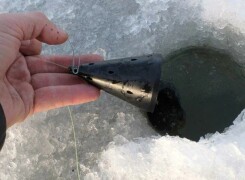 Как пользоваться кормушкой для зимней рыбалки